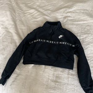Nike air cropped quarter zip